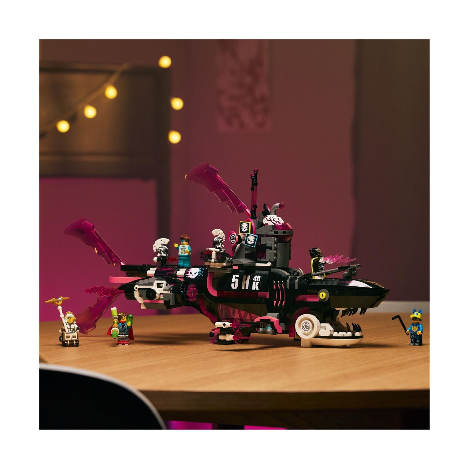 LEGO® DREAMZzz™: Εφιαλτικό Υποβρύχιο-Καρχαρίας (71500)