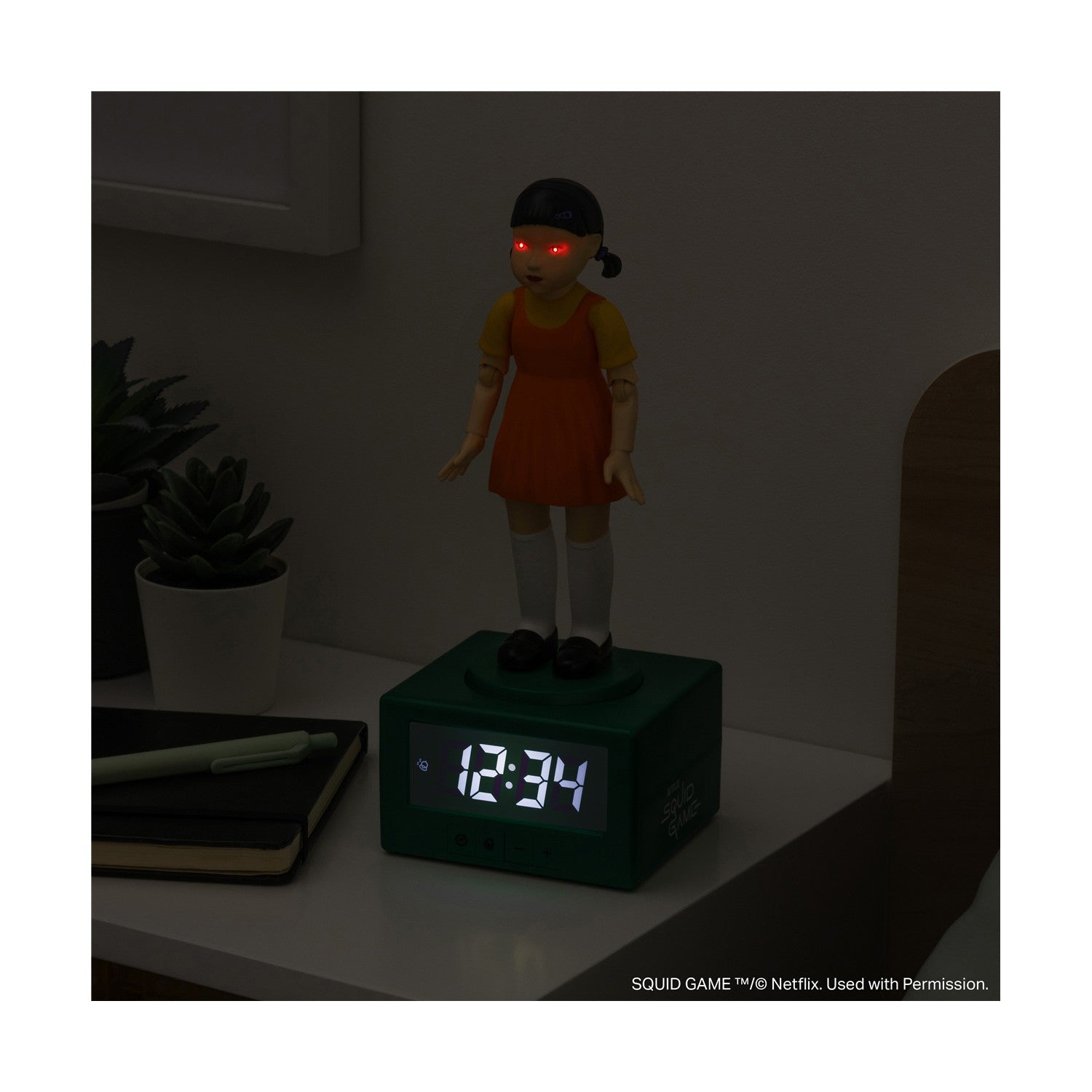 Paladone: Squid Game - Spirits Young Hee Alarm Clock (PP13305SG)