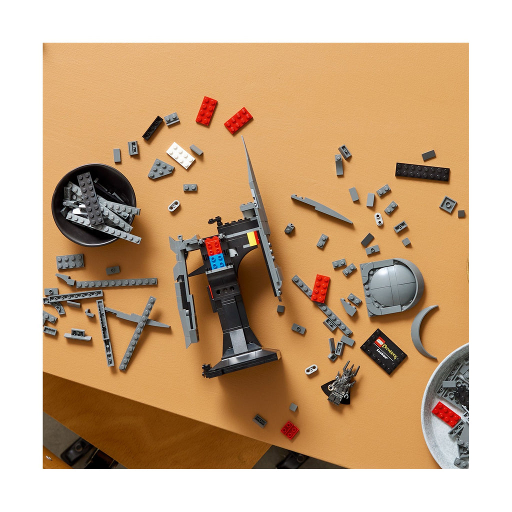 LEGO® Icons Ο Άρχοντας των Δαχτυλιδιών: Το Κράνος του Σάουρον (11373)