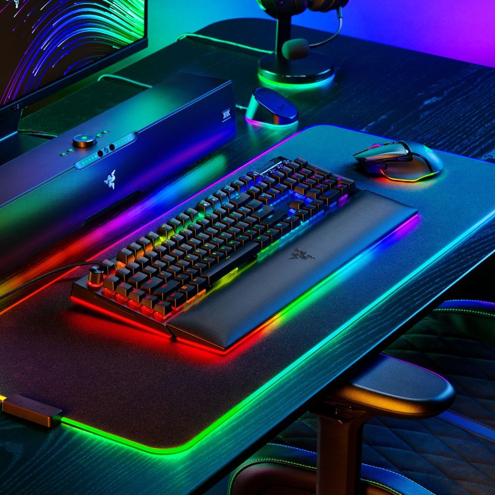 Razer BLACKWIDOW V4 PRO – Gaming Mechanical RGB Keyboard – Yellow Silent Switches – Macros