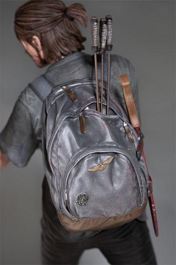 The Last of Us Part II PVC Statue Ellie with Bow 26 cm