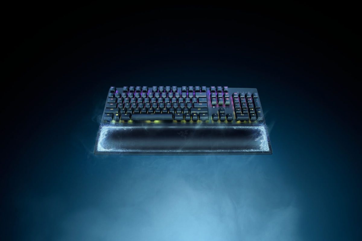 Razer COOLING GEL-INFUSED WRIST REST – Standard Size Anti-Slip